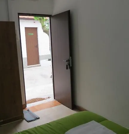 Local Duarte's Гостевой дом *