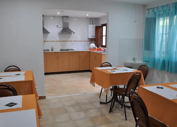 Local Duarte's Πανσιόν *