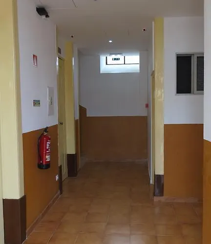 Local Duarte's Πανσιόν Κοΐμπρα