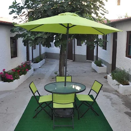 Local Duarte's Penzion *